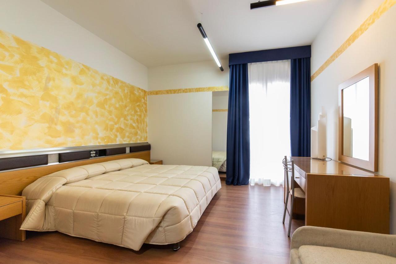 Park Hotel Rimini Exterior photo